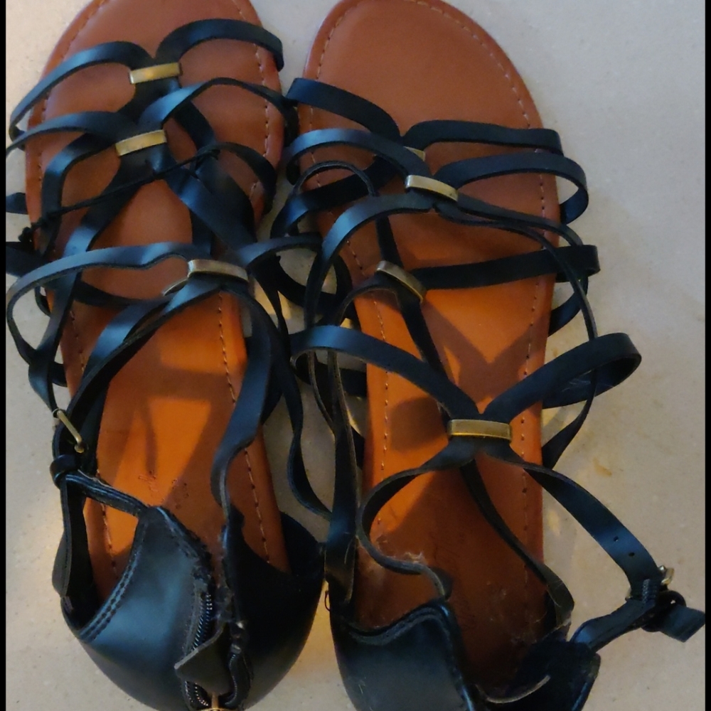 Black sandals NWOT